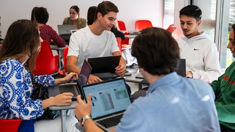 Apprendre autrement : la Flexi Room, un espace qui transforme l’enseignement